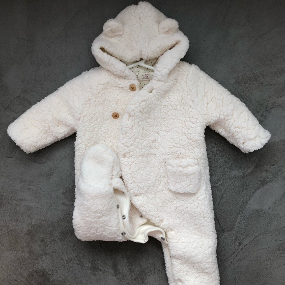 Baby bear suit! - Picture 3 of 4